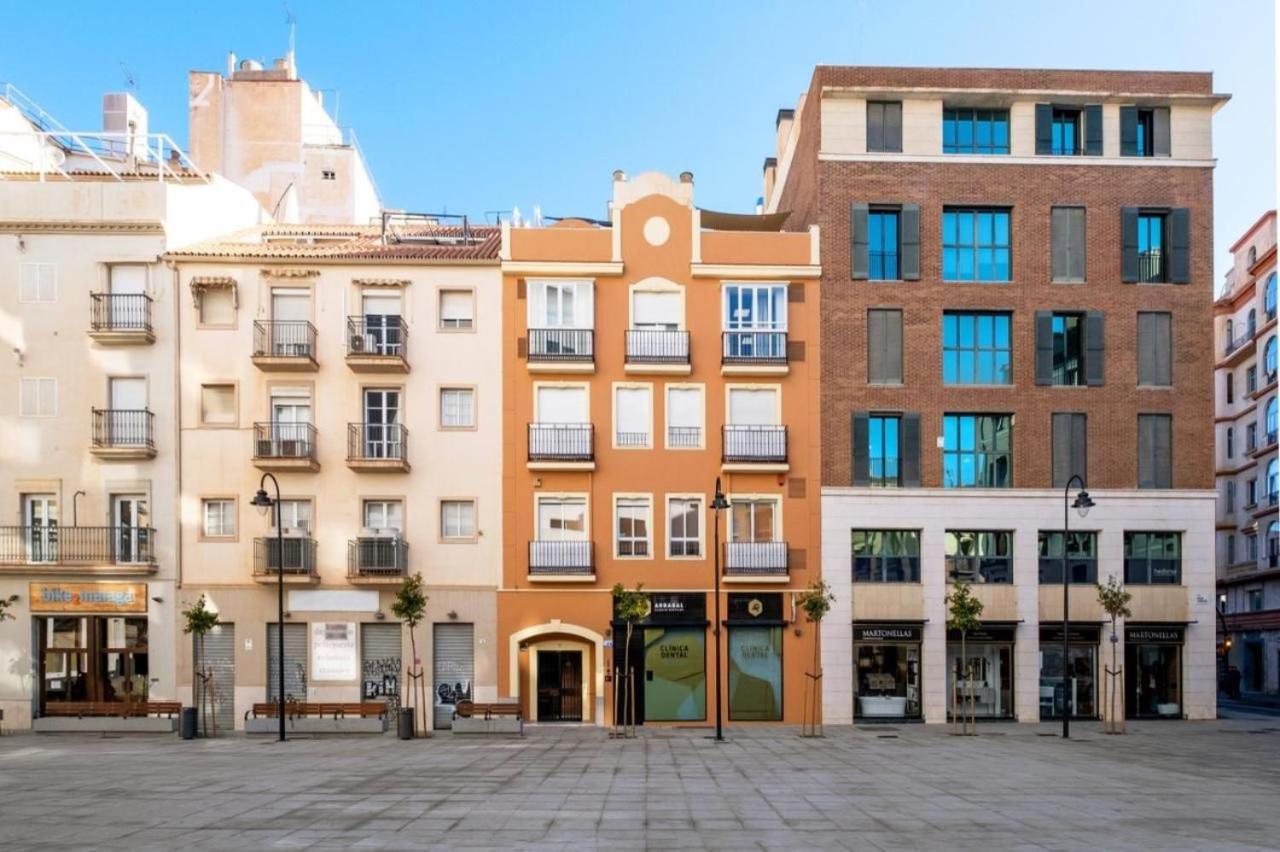Amplio Piso En Atarazanas Màlaga